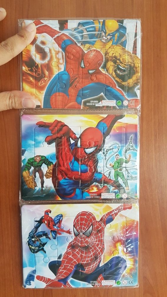 Puzzles Homem Aranha 12 peças