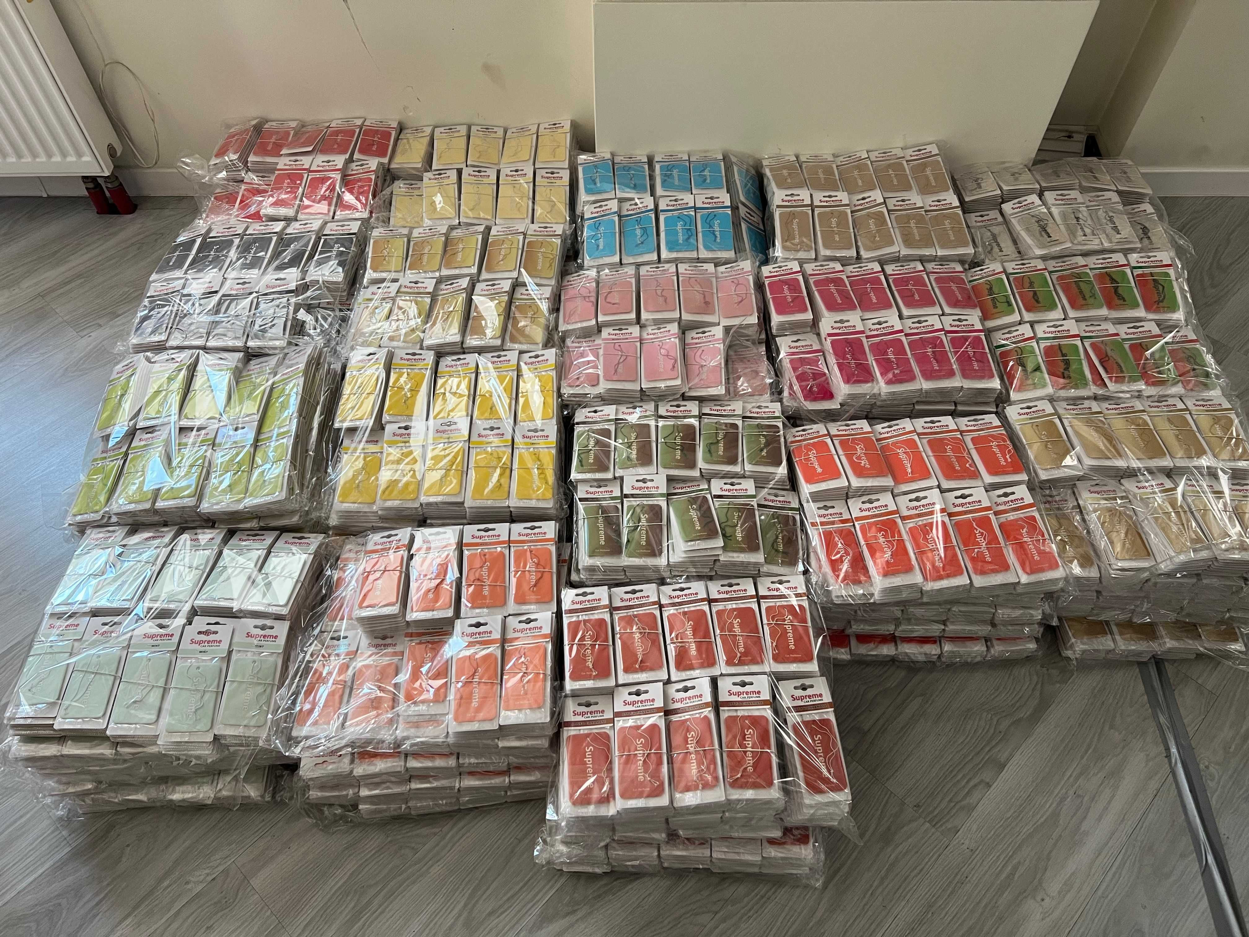 Wyprzedaż Zawieszki Zapachowe do Auta Car Perfume SUPREME 18 Różnych