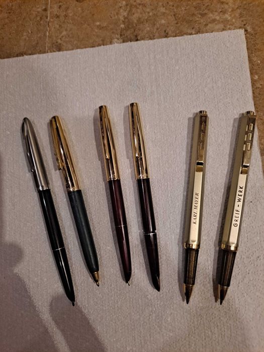 Zestaw 6 starych długopisów z okresu PRL.