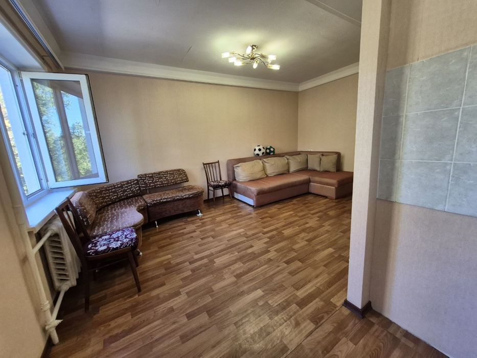 Продам 3к. квартиру Космос, ул. Чумаченко, ост. 6-я Гимназия