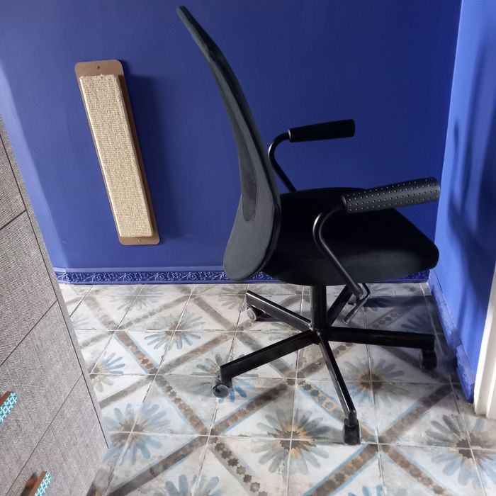 Fotel obrotowy komputerowy czarny