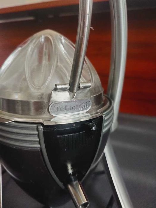 wyciskarka do cytrusów Delonghi Esclusivo