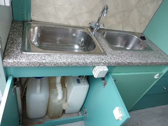 Zabudowa kontener autosklep foodtruck bar ryby mięso wędliny