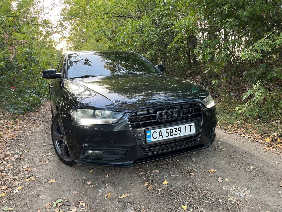 Продам авто Ауді а4 б8 2012 року