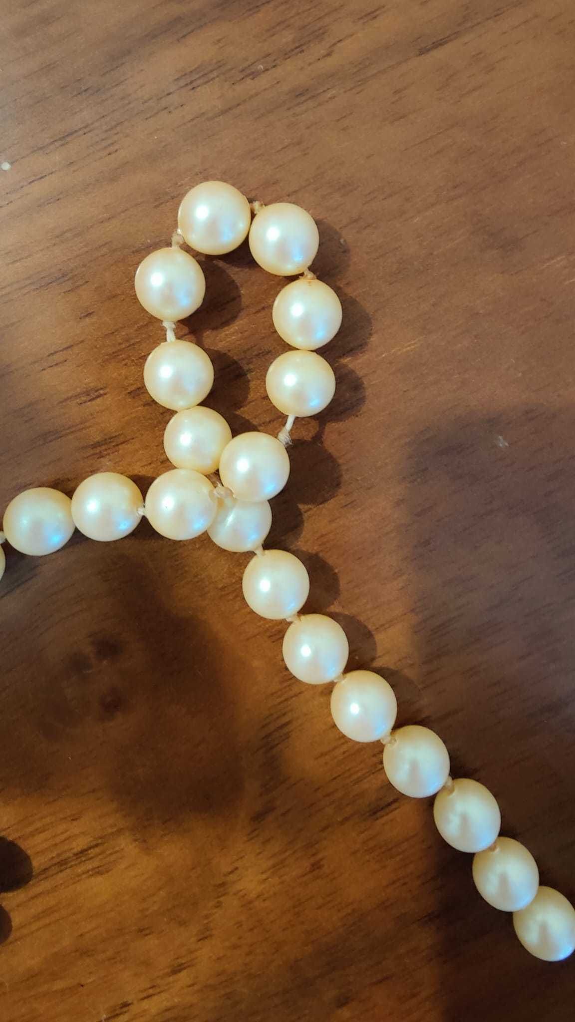Colar de Perolas