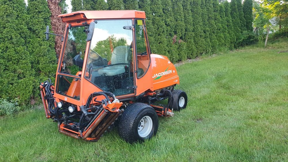 Kosiarka wrzecionowa Jacobsen LF 550