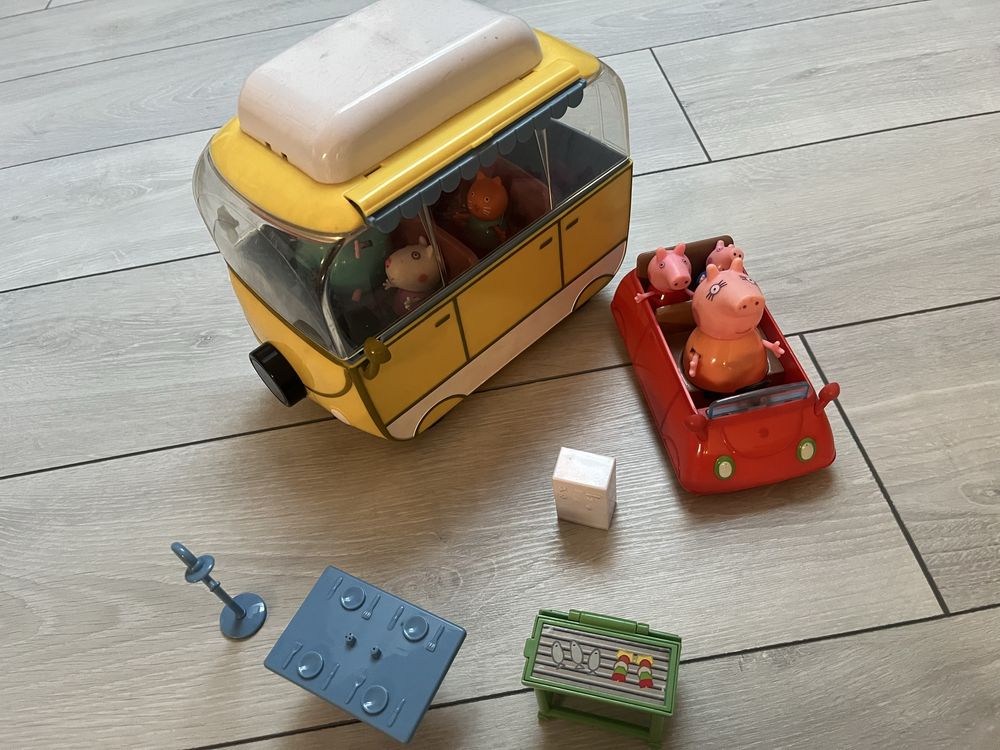 Zestaw Peppa dla fanów Kamper, auto, figurki