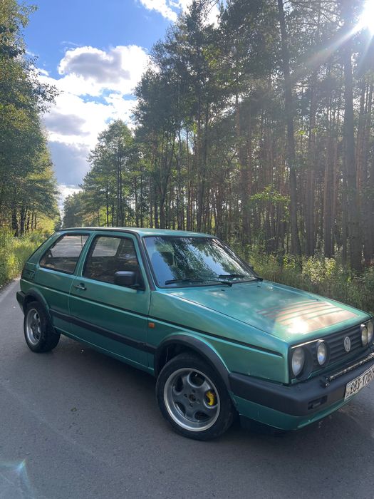 Volkswagen Golf 2