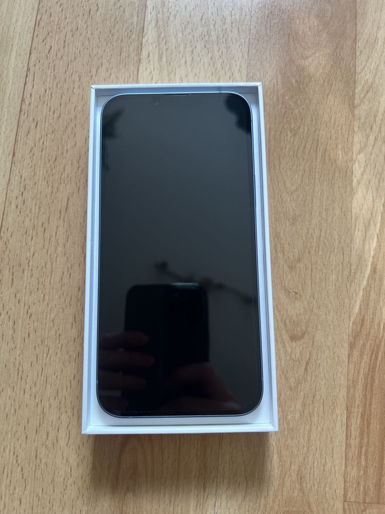 Nowy iPhone 14 plus, 256 GB