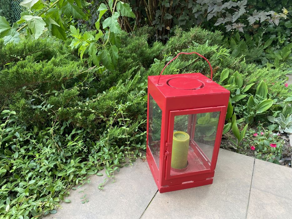 Lampion latarnia metalowa ikea czerwony na swiecę duży