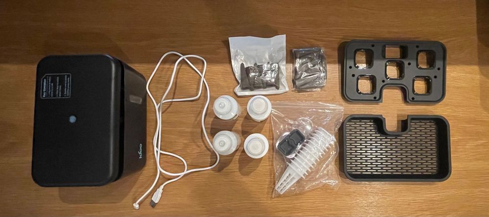 Doniczka hydroponiczna IDOO Bud 5 z lampą + zestaw zastępczy