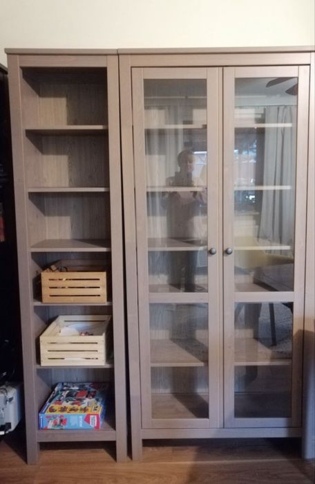 Ikea Hemnes witryna i regał