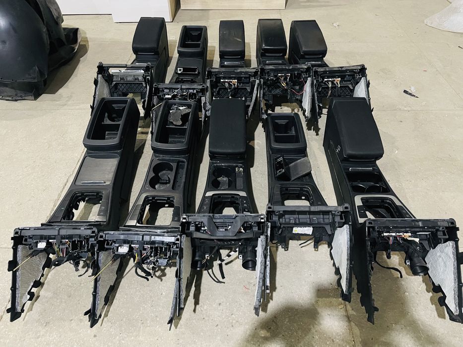 Подлокотник пассат Б6 консоль підлокотник Passat B6