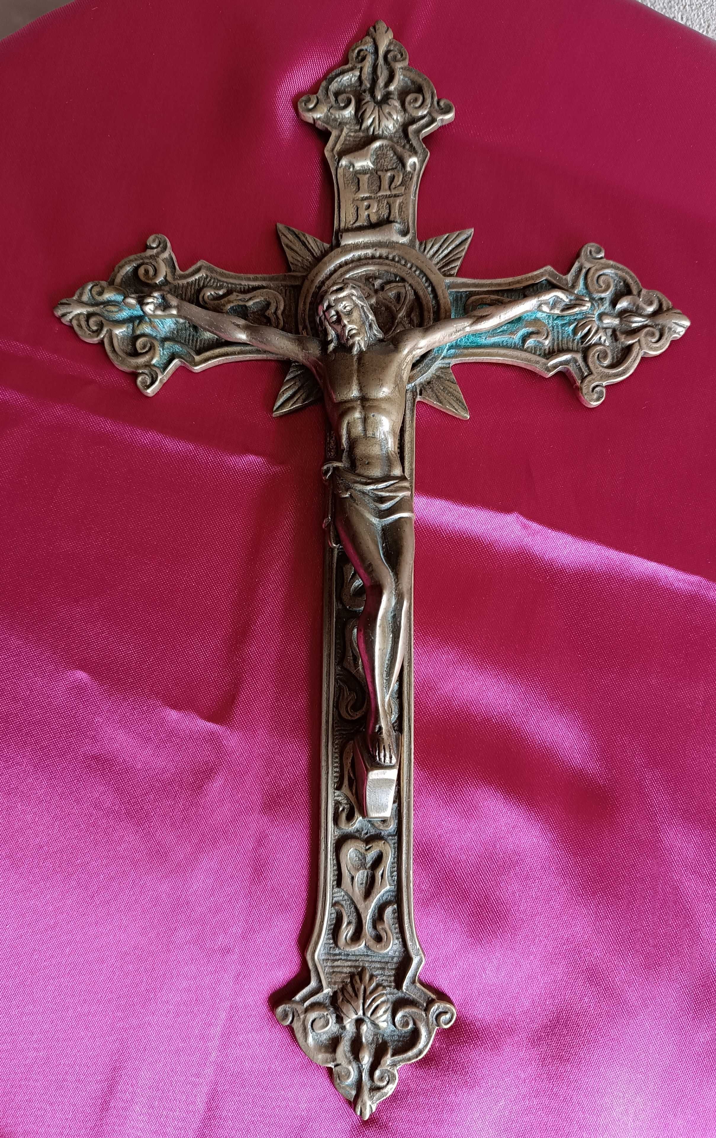 Crucifixo em Latão Trabalhado ( Muito antigo )