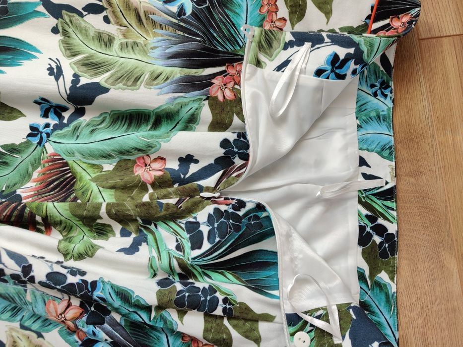 piękna spódnica More&More. Rozmiar 40.