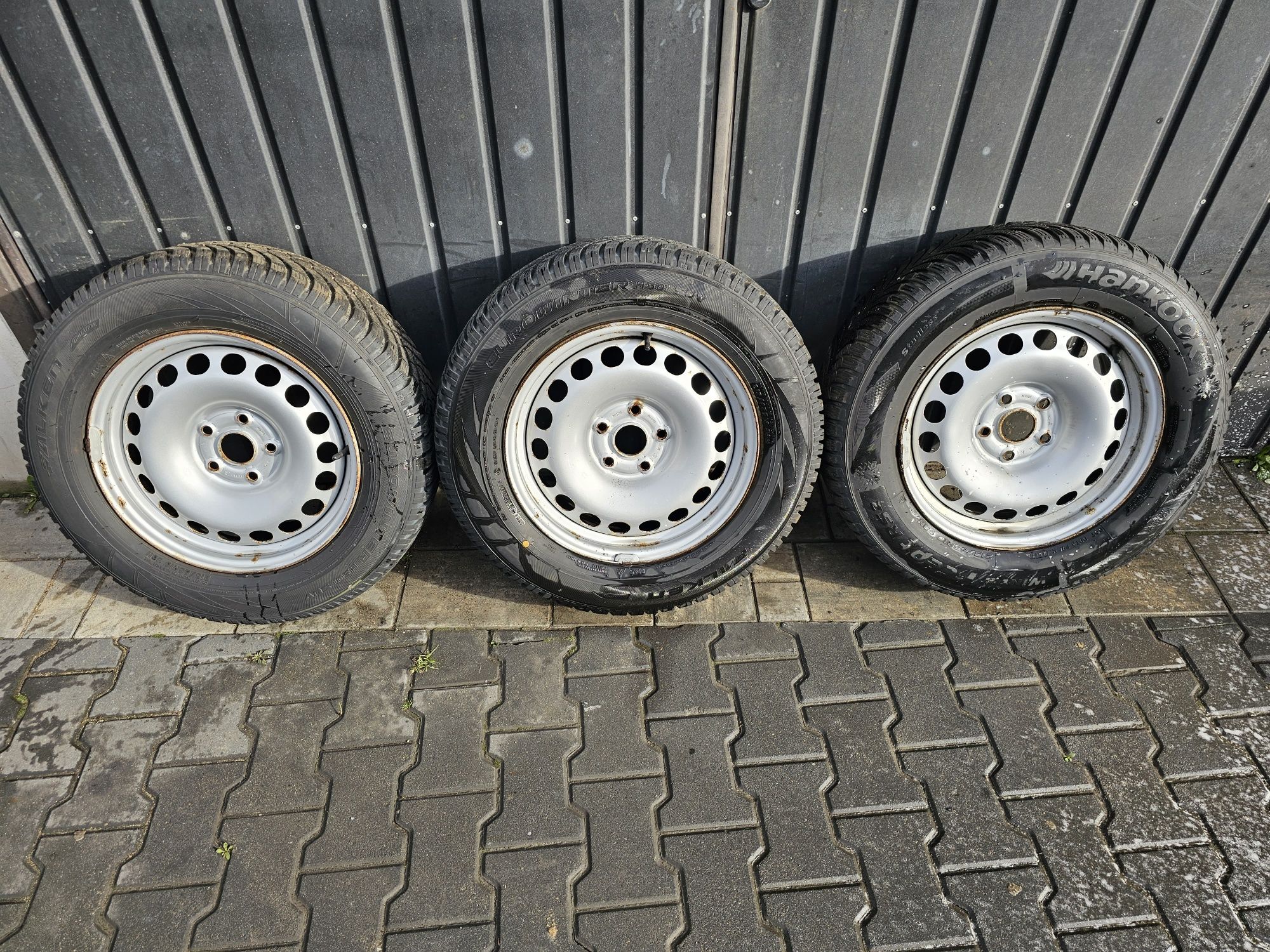Koła Zimowe Felgi Opony 215/65R16 Falken VW Tiguan