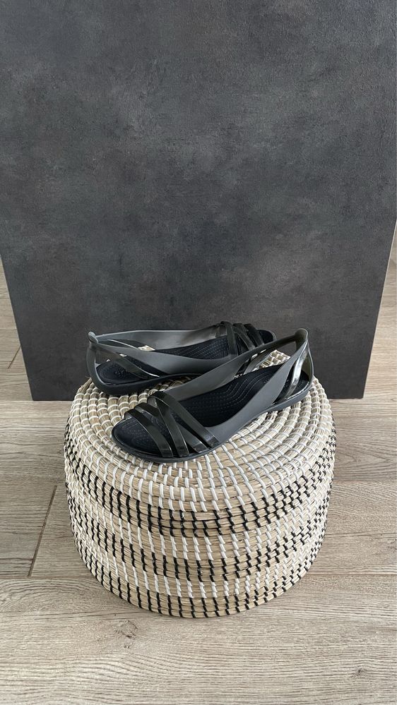Crocs baleriny Isabella Huarache Black W9 39/40
