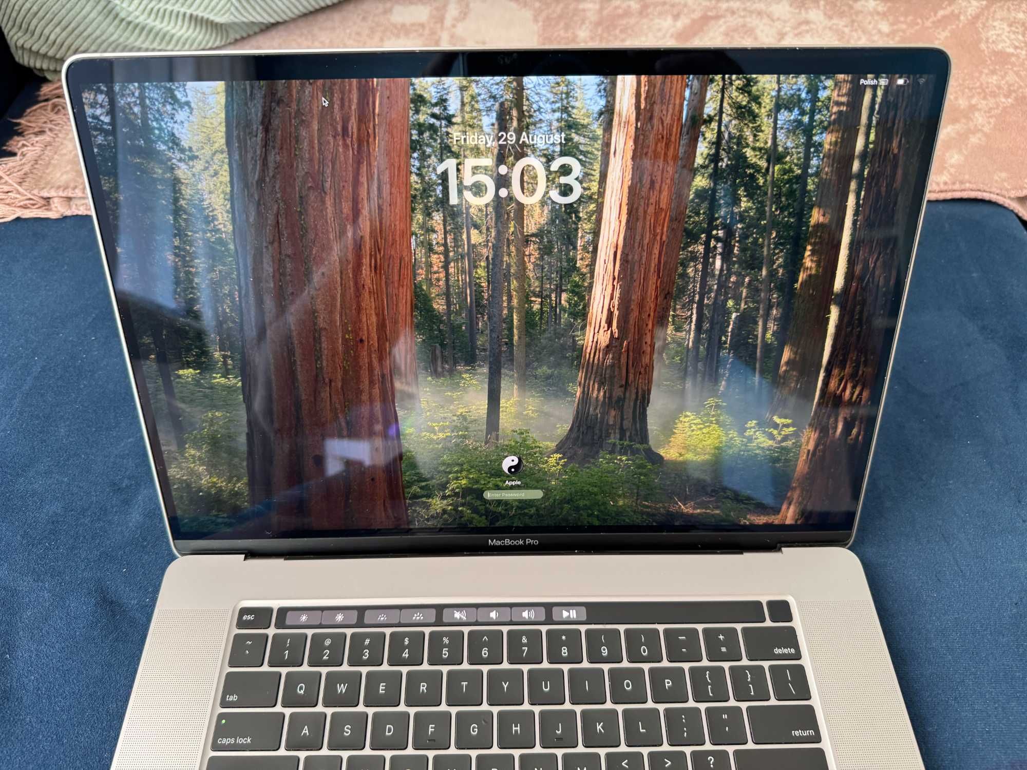 MacBook Pro 16” 2019 i9 32GB RAM