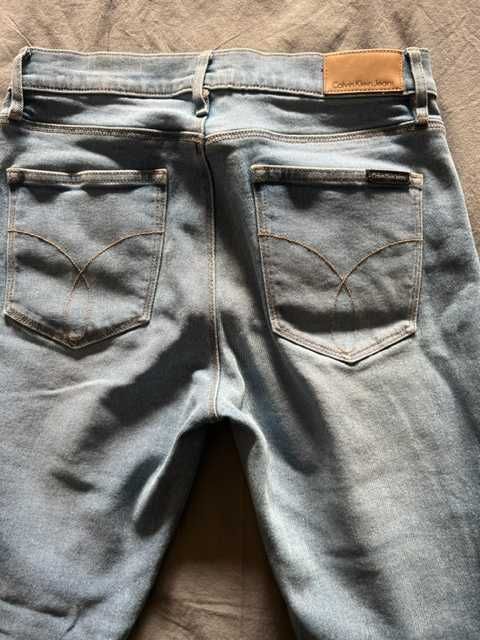 Vendo jeans CK originais como novos