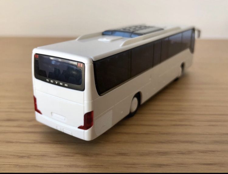 Miniatura Autocarro (Setra S 415 GT)