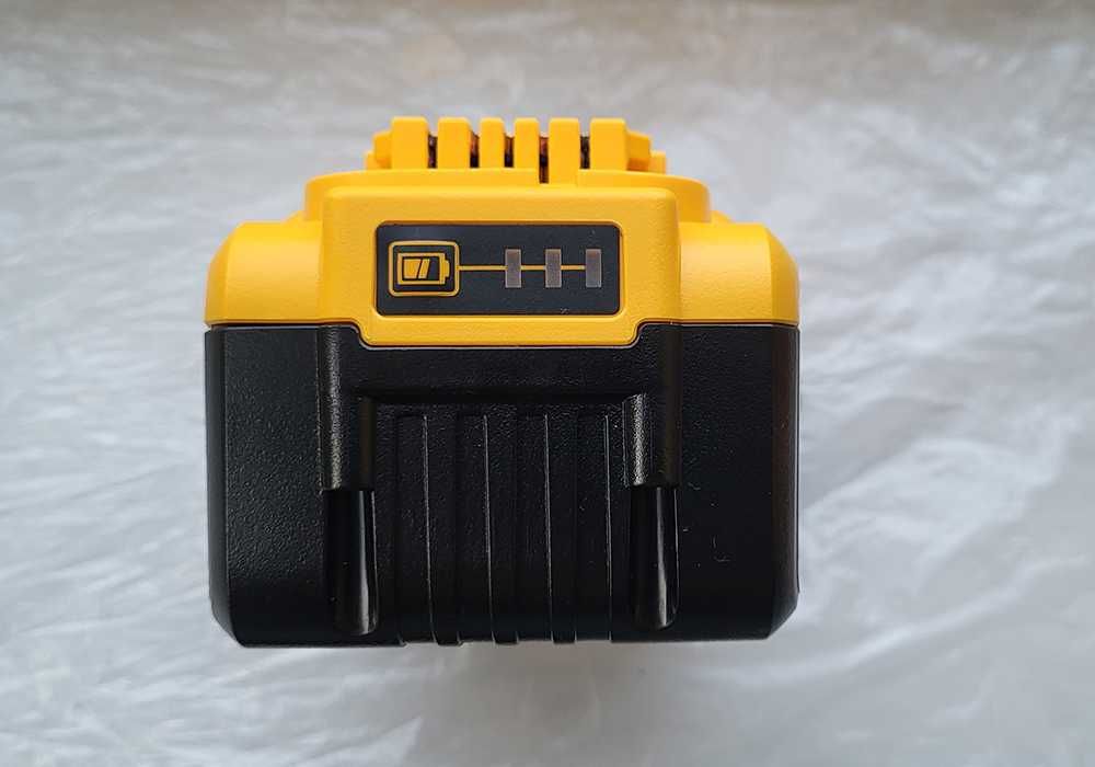 Нова оригінальна батарея 23 року DeWalt XR DCB210 20v 10Ah акумулятор