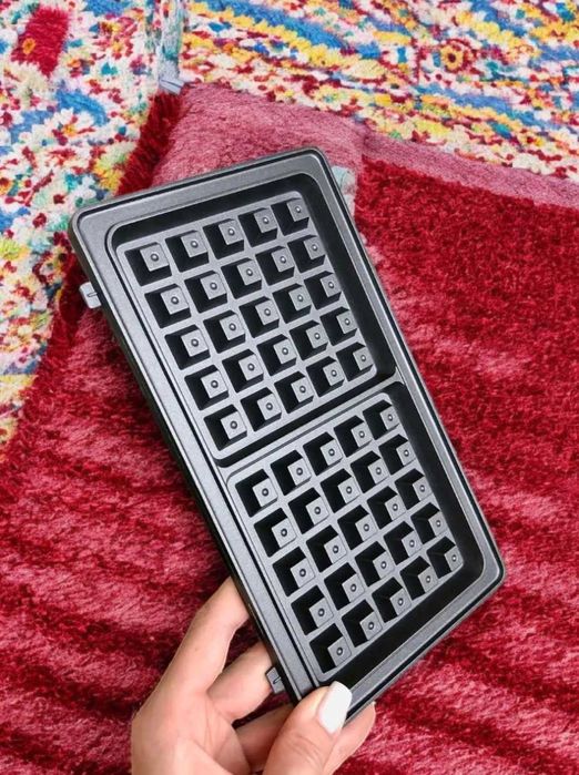 Вафельниця сендвічниця горішниця гриль 4 в 1 прилад 1200 вт