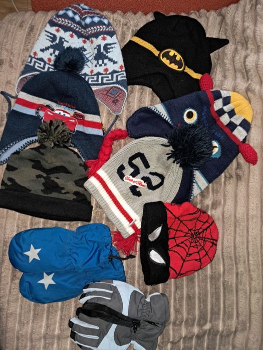 Шапка тепла демі зима 4 5 6 років 110-116-1232-128 спайдер бетмен краг