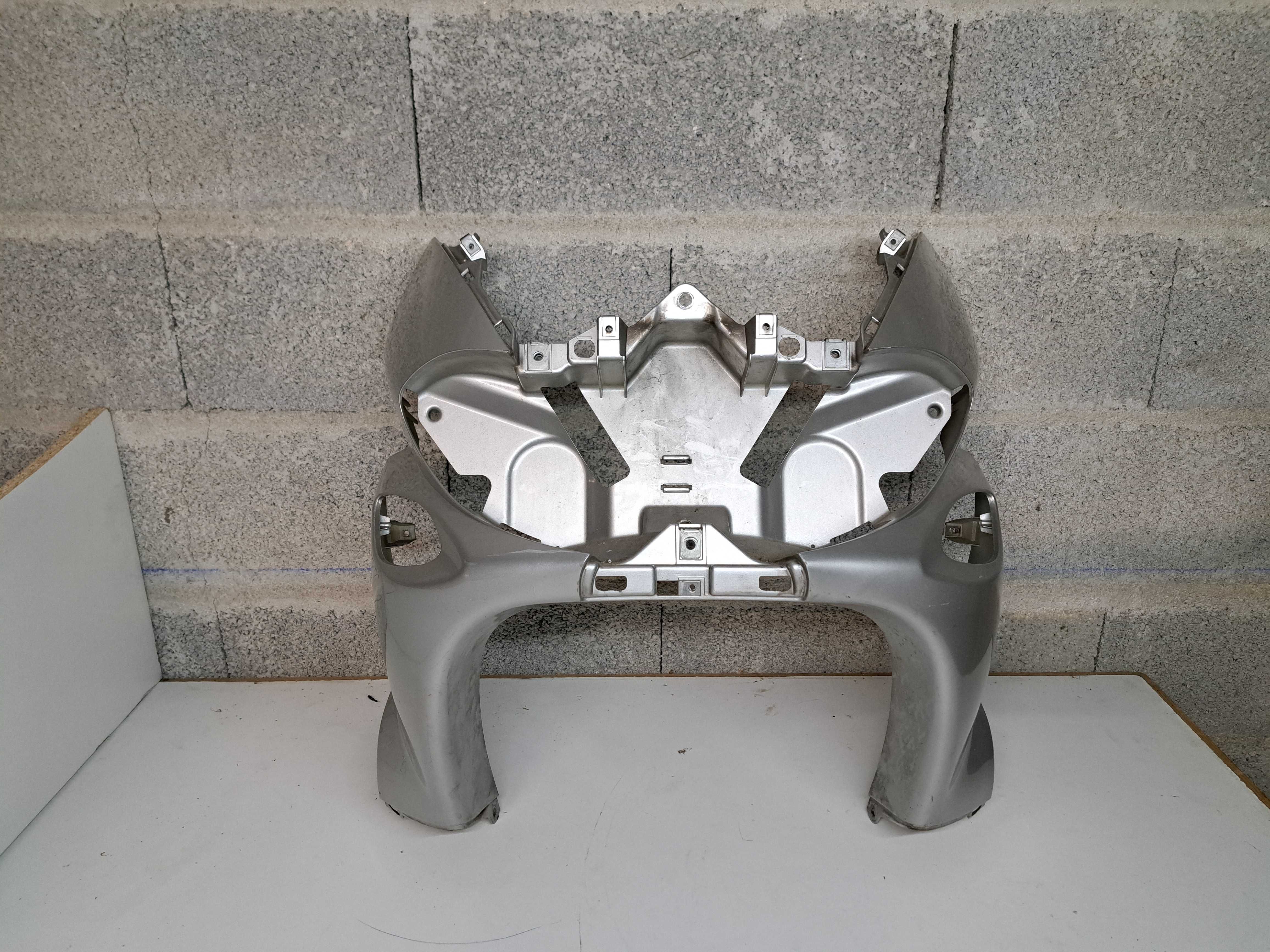 CARENAGEM FRENTE PIAGGIO X9