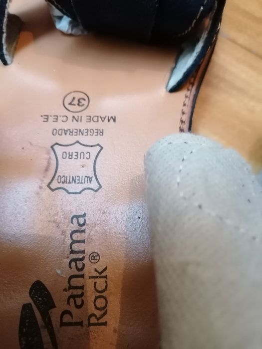 Sandálias York em pele  T 36, nova