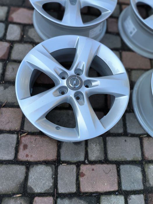 Felgi aluminiowe 16 Opel JEEP Fiat Alfa Romeo Saab 5x110