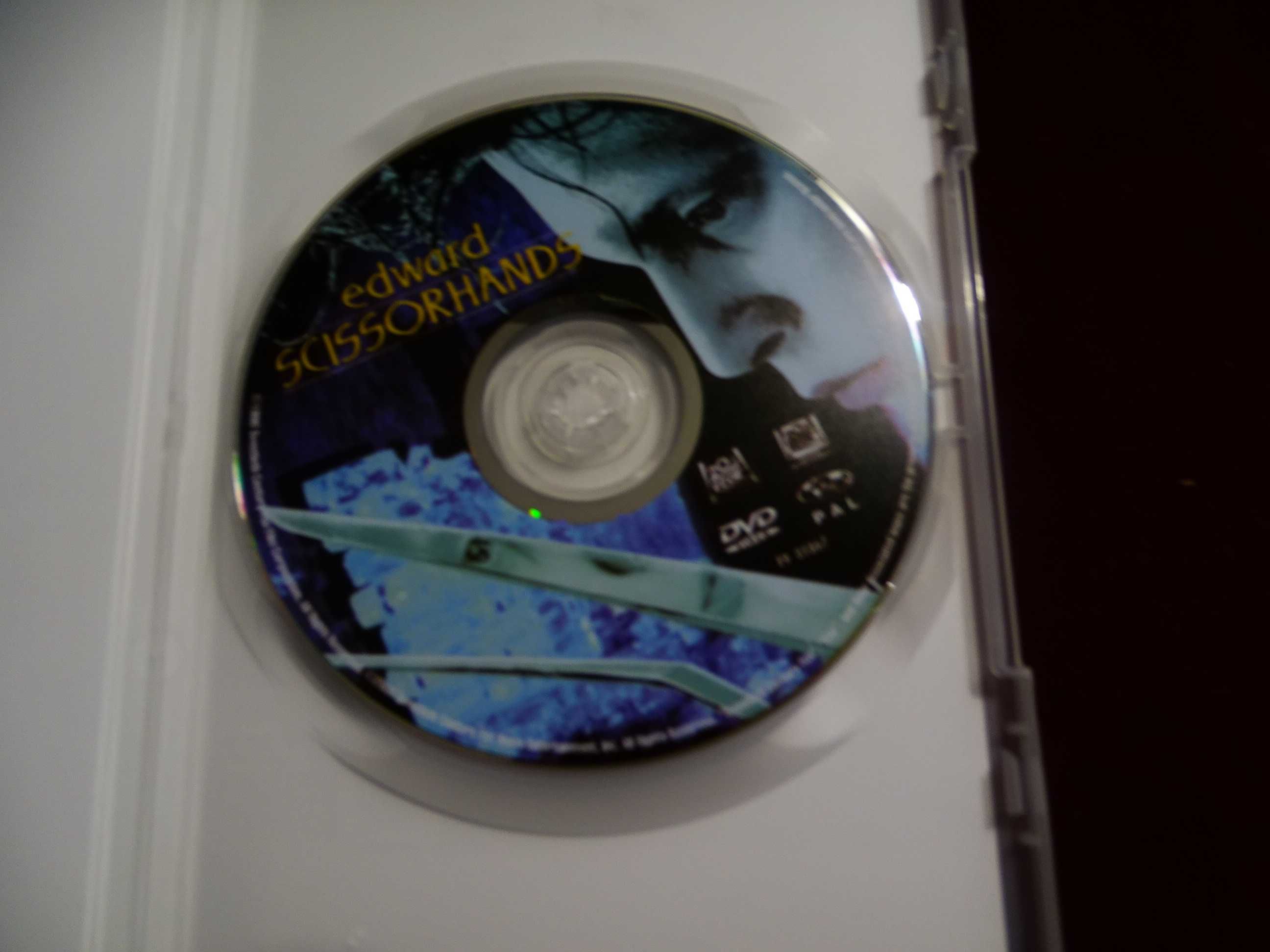 DVD-Eduardo mãos de tesoura-Tim Burton/Johnny Depp