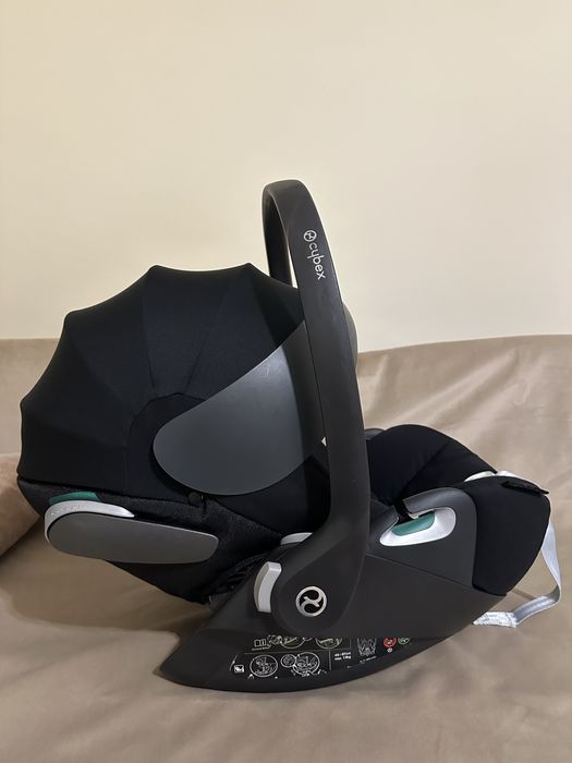 Дитяче розкладне автокрісло Cybex Cloud Z2