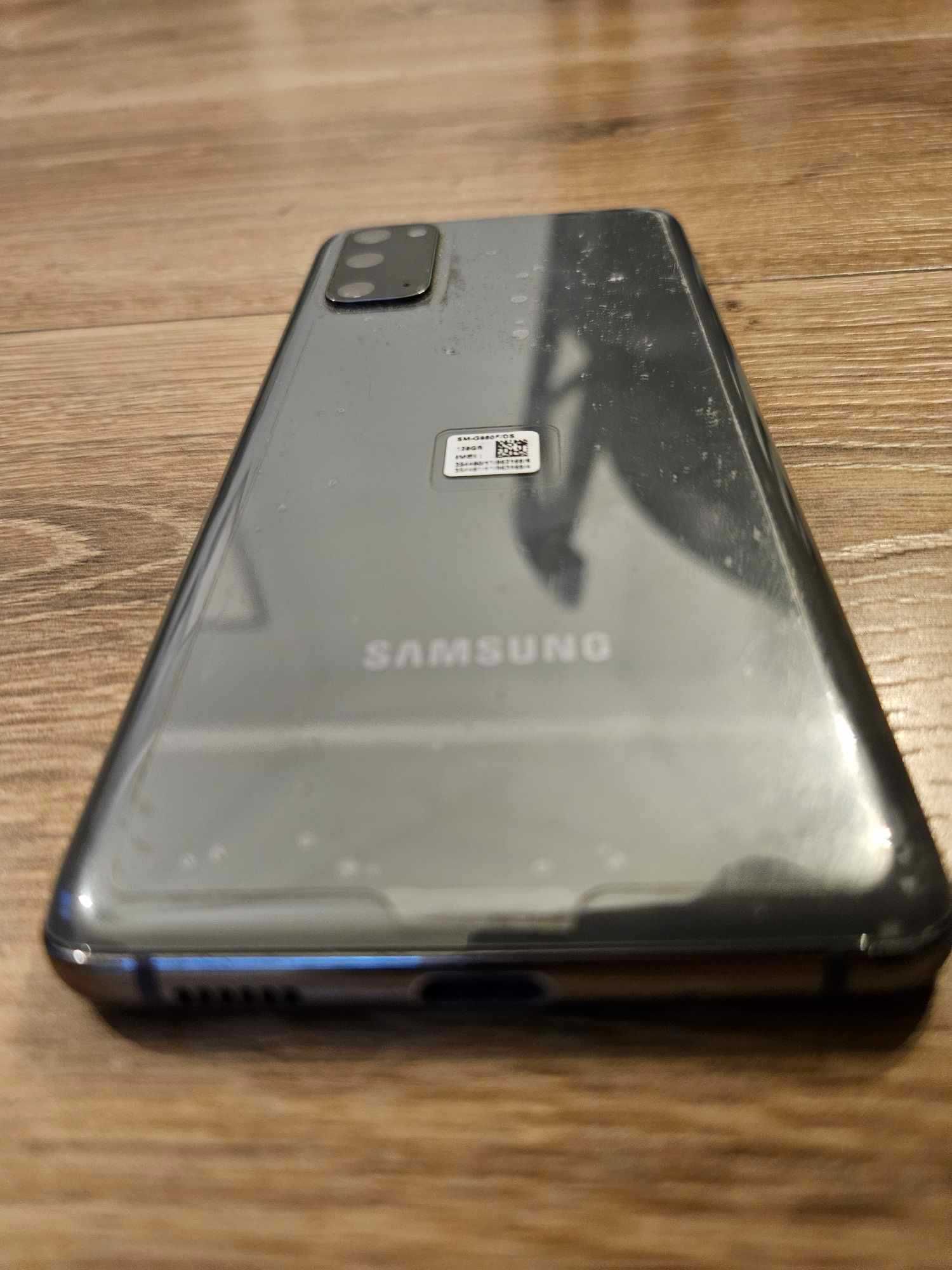 Samsung S20 128 GB dual sim Cosmic Grey - stan idealny