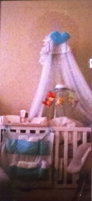 Łóżeczko dzieciece 120x60, posciel, organizer, baldachim