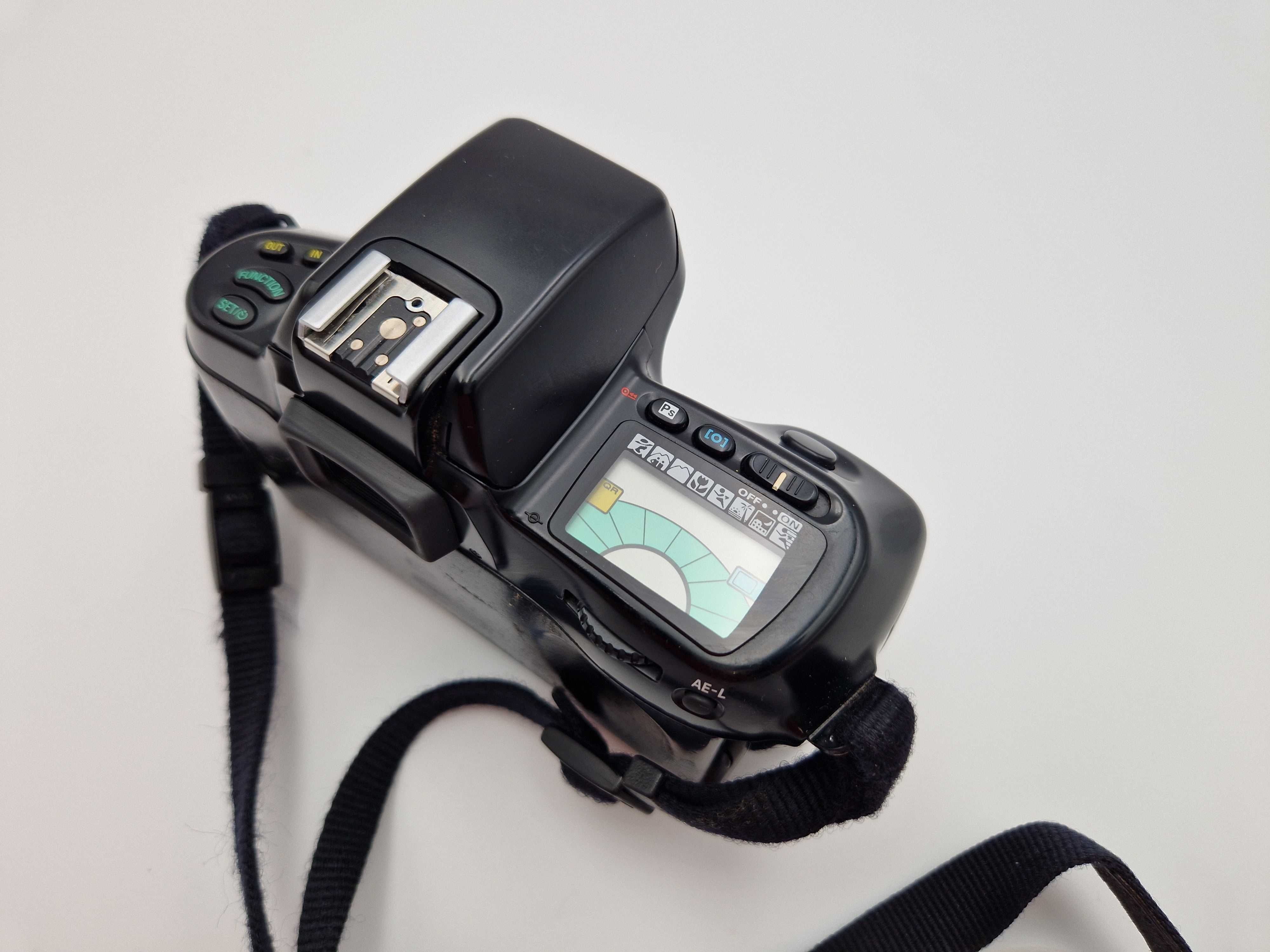 .Aparat Nikon F70 body - świetna klasyczna lustrzanka