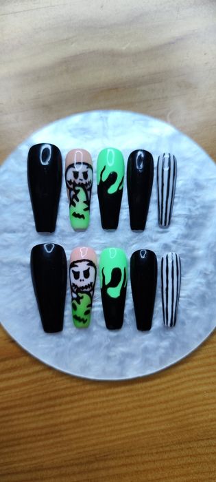 Unhas postiças artesanais