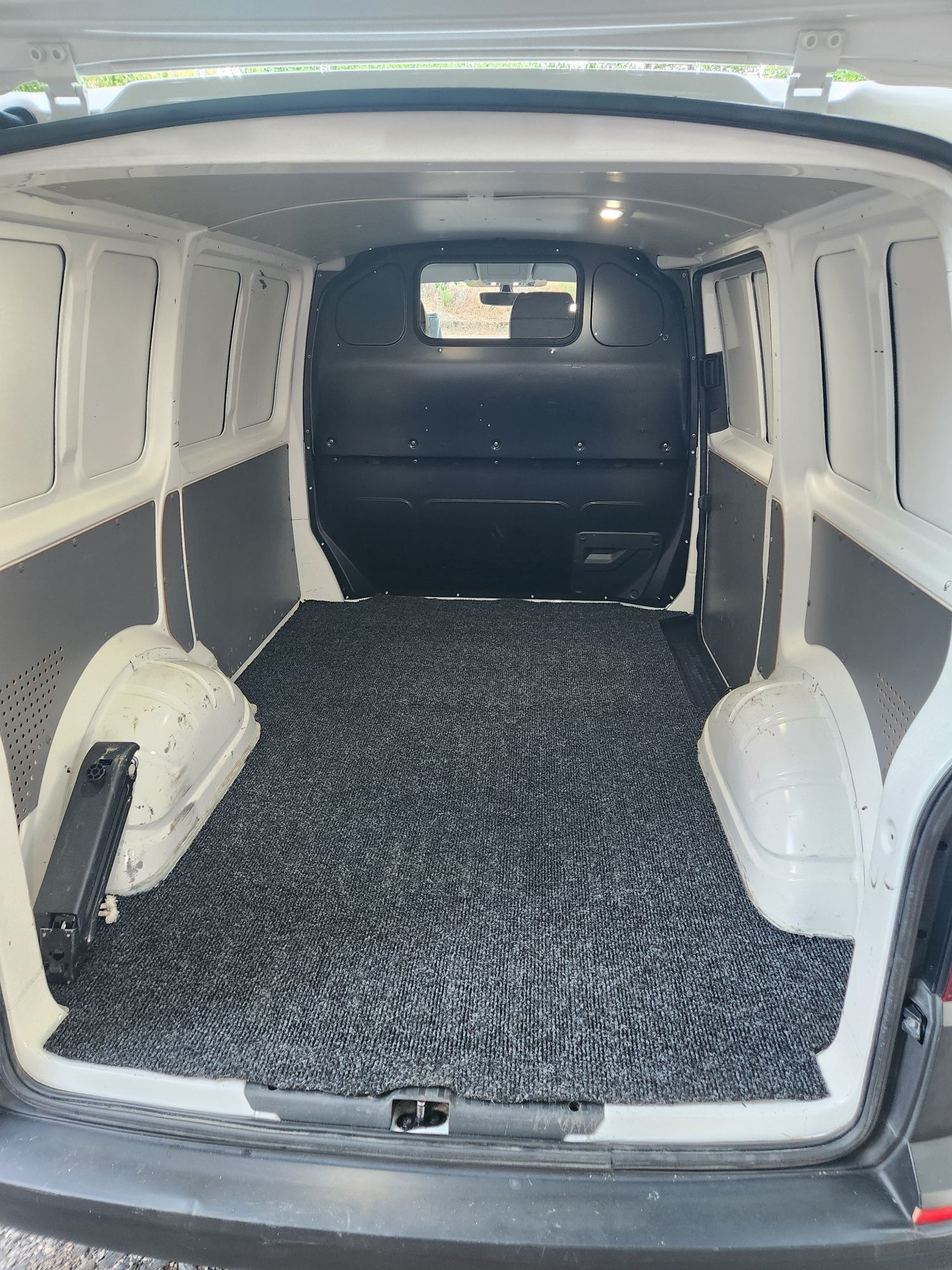 Volkswagen transporter 2.0 TDi Iva dedutível (preço inclui iva )