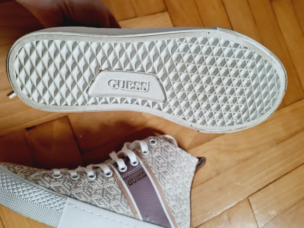 Buty Guess trampki za kostkę skórzane logowane 35
