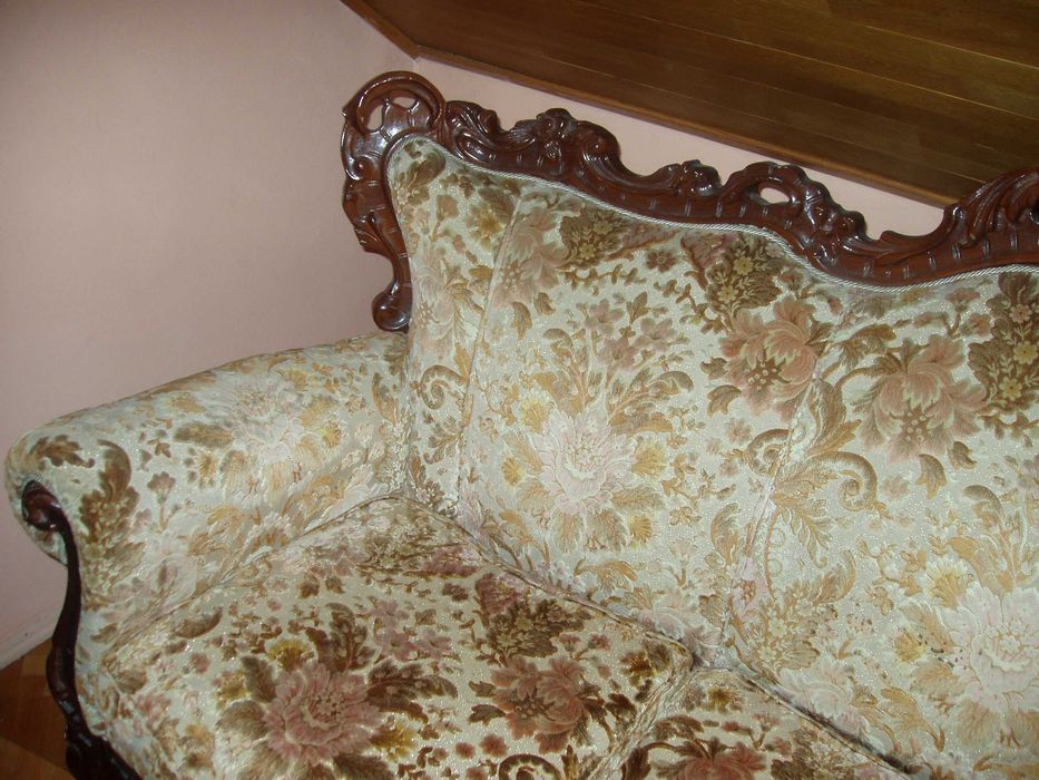 Kanapa - sofa rzeżbiona