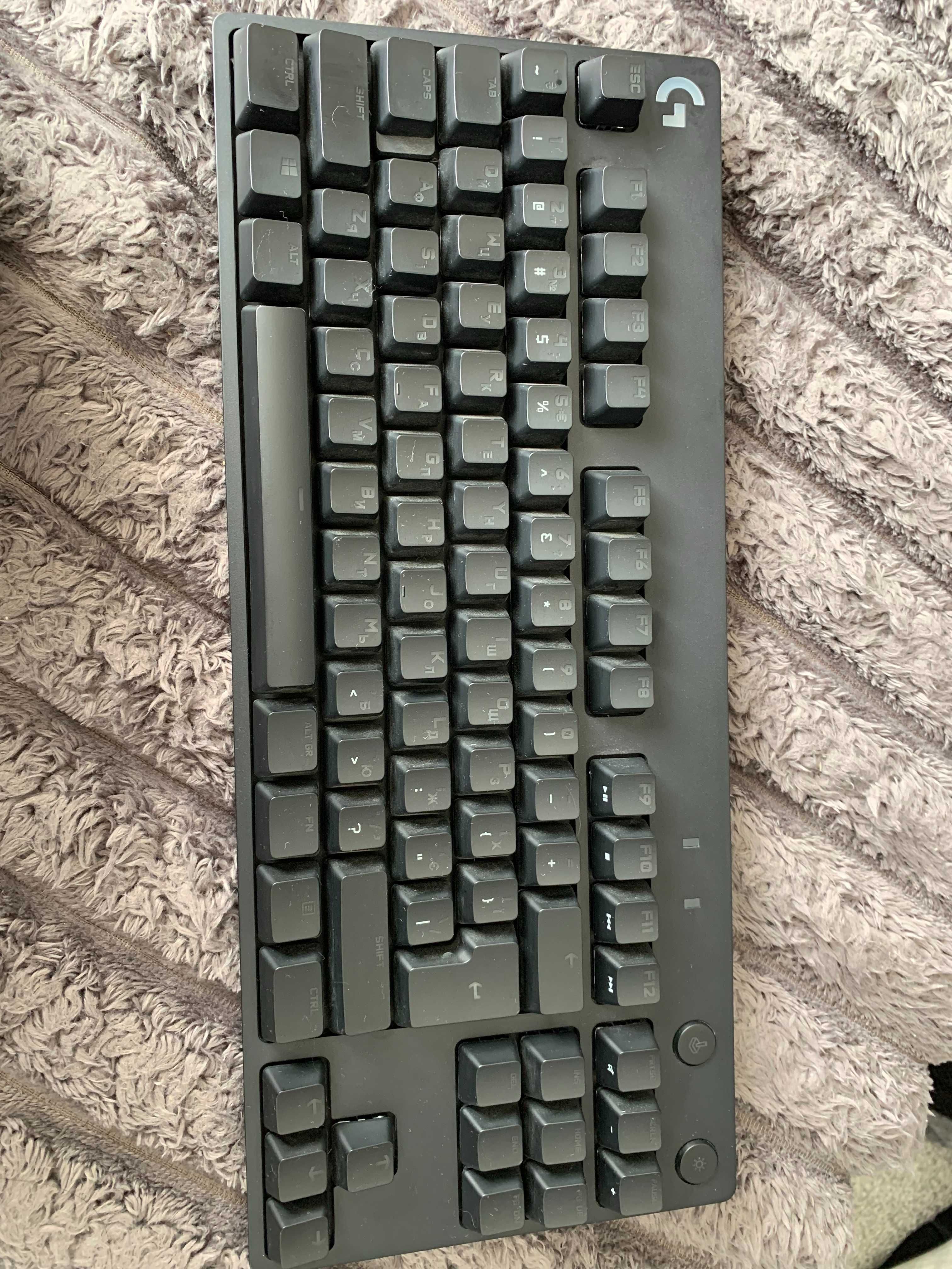 Клавіатура Logitech G PRO Mechanical
