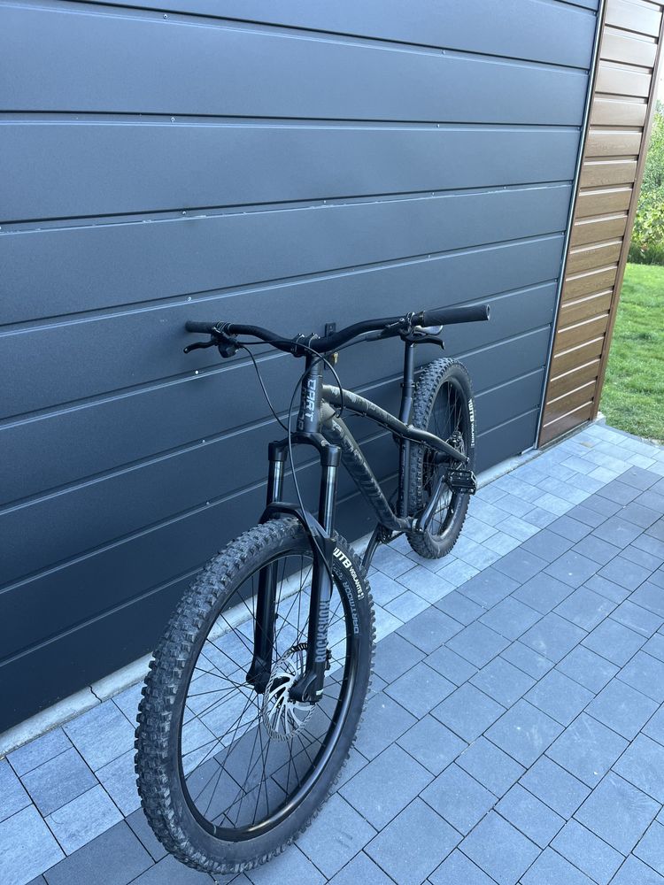 Dartmoor hormet 2022  jak nowy !!!
