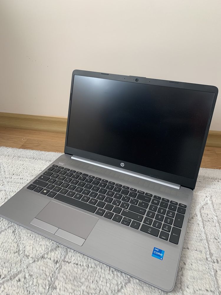 Ноутбук HP 250 G8 16/256 (Повний комплект)