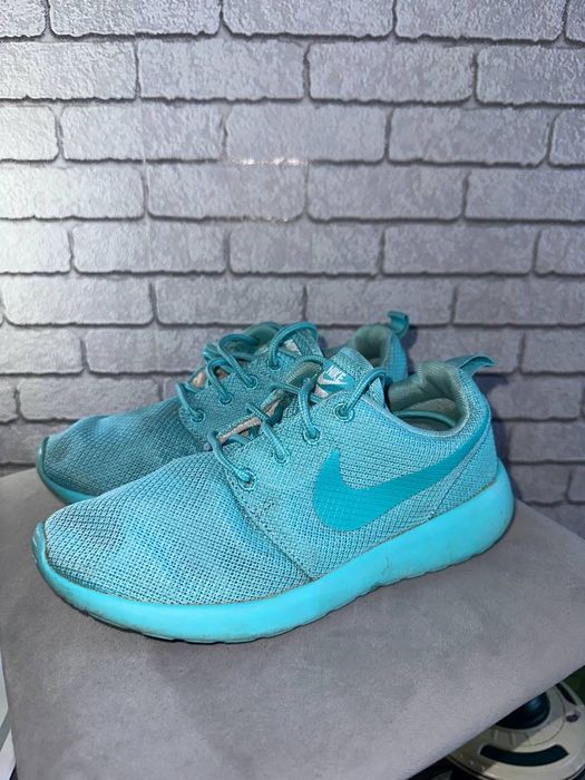 Подарую взуття фото