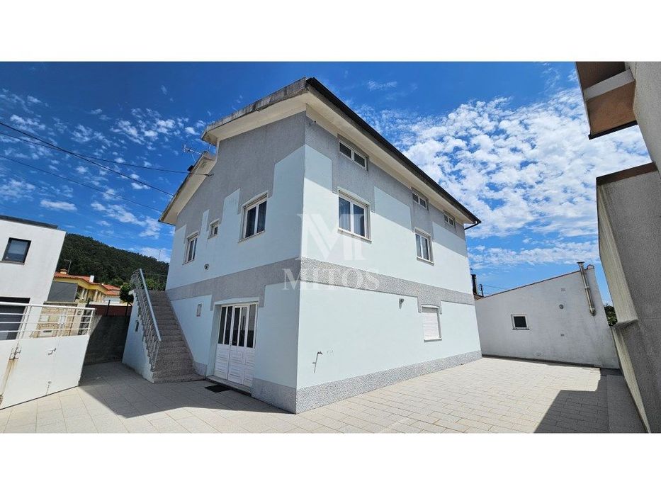 Moradia T4+3 - Castelo de Neiva