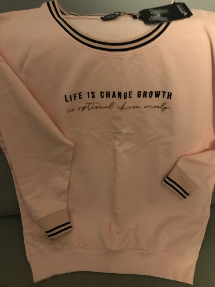 Bluza nowa z napisem