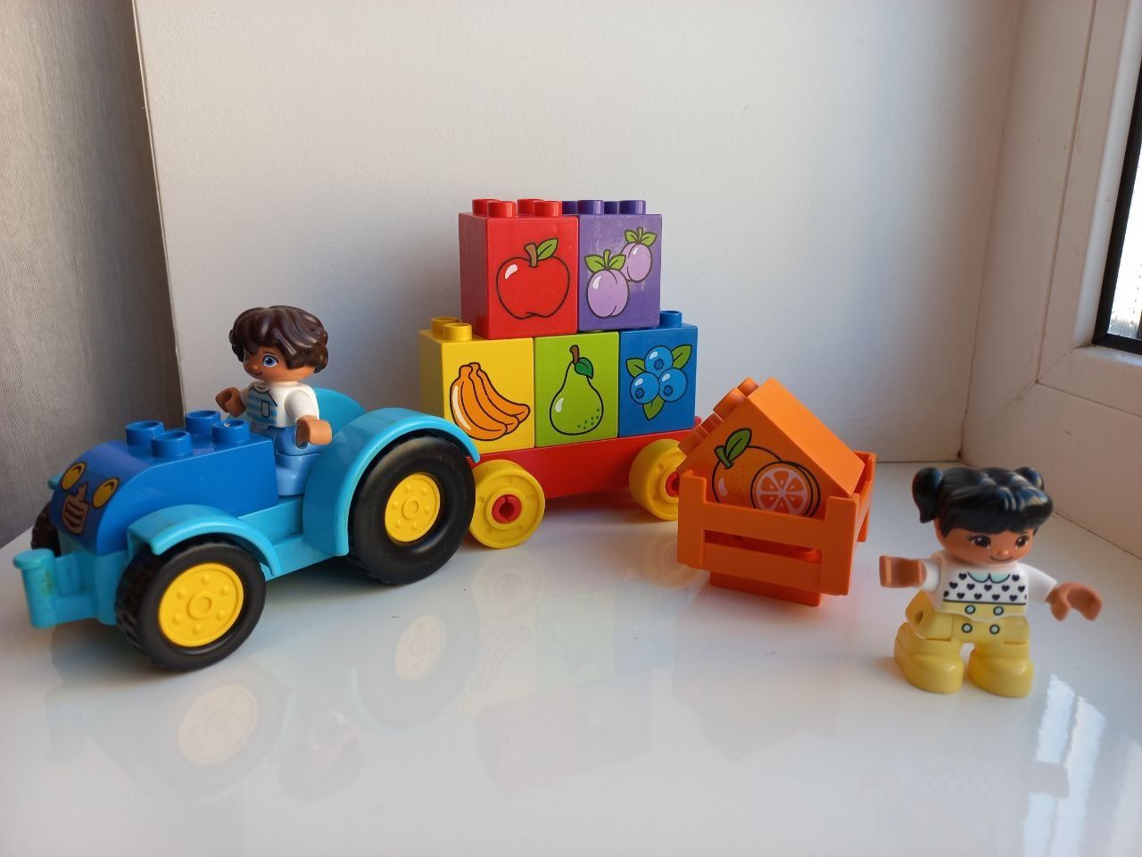 Конструктор LEGO DUPLO Мій перший трактор (10615)