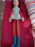 Boneca antiga  com pernas longas