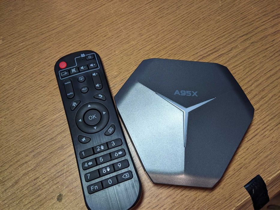 Смарт ТВ приставка A95X F4 4/32 Android TV 11