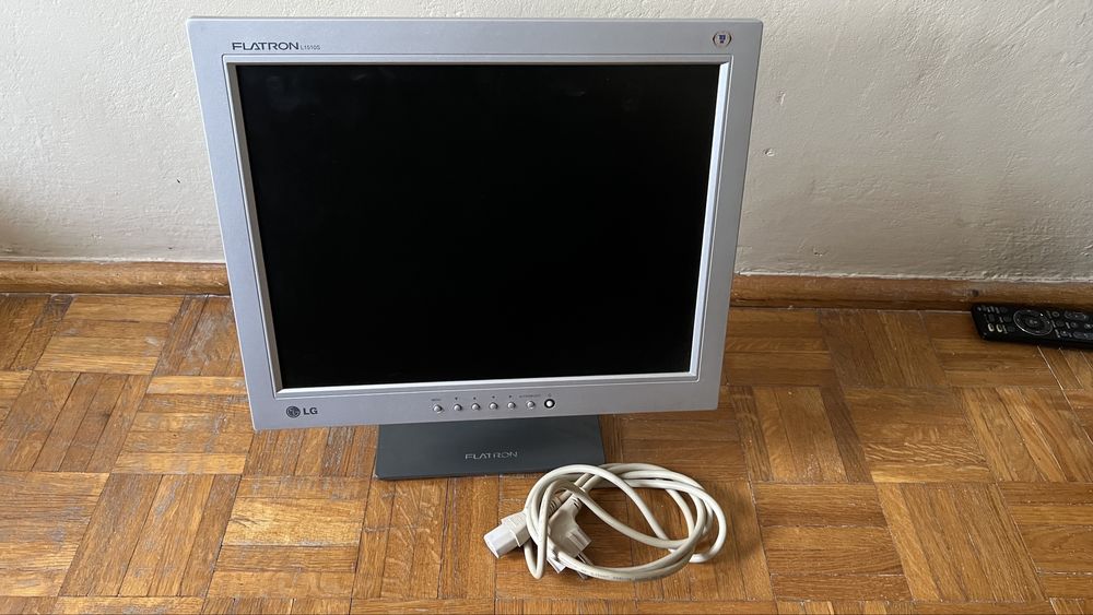 Monitor LG FLATRON 15 cali