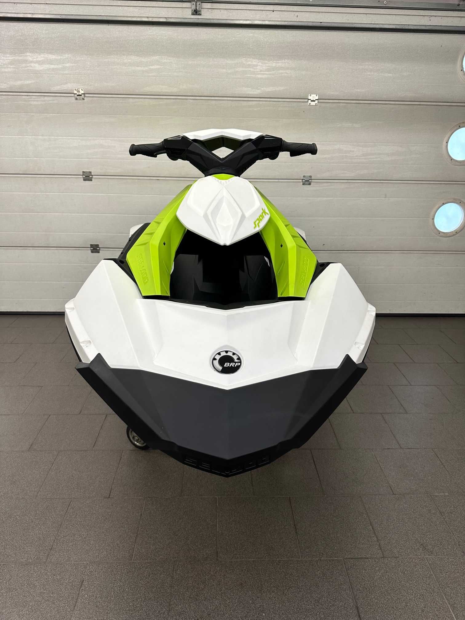 Skuter wodny Seadoo Sea doo SPARK  NOWY 2023 Kadłub kompletny !!